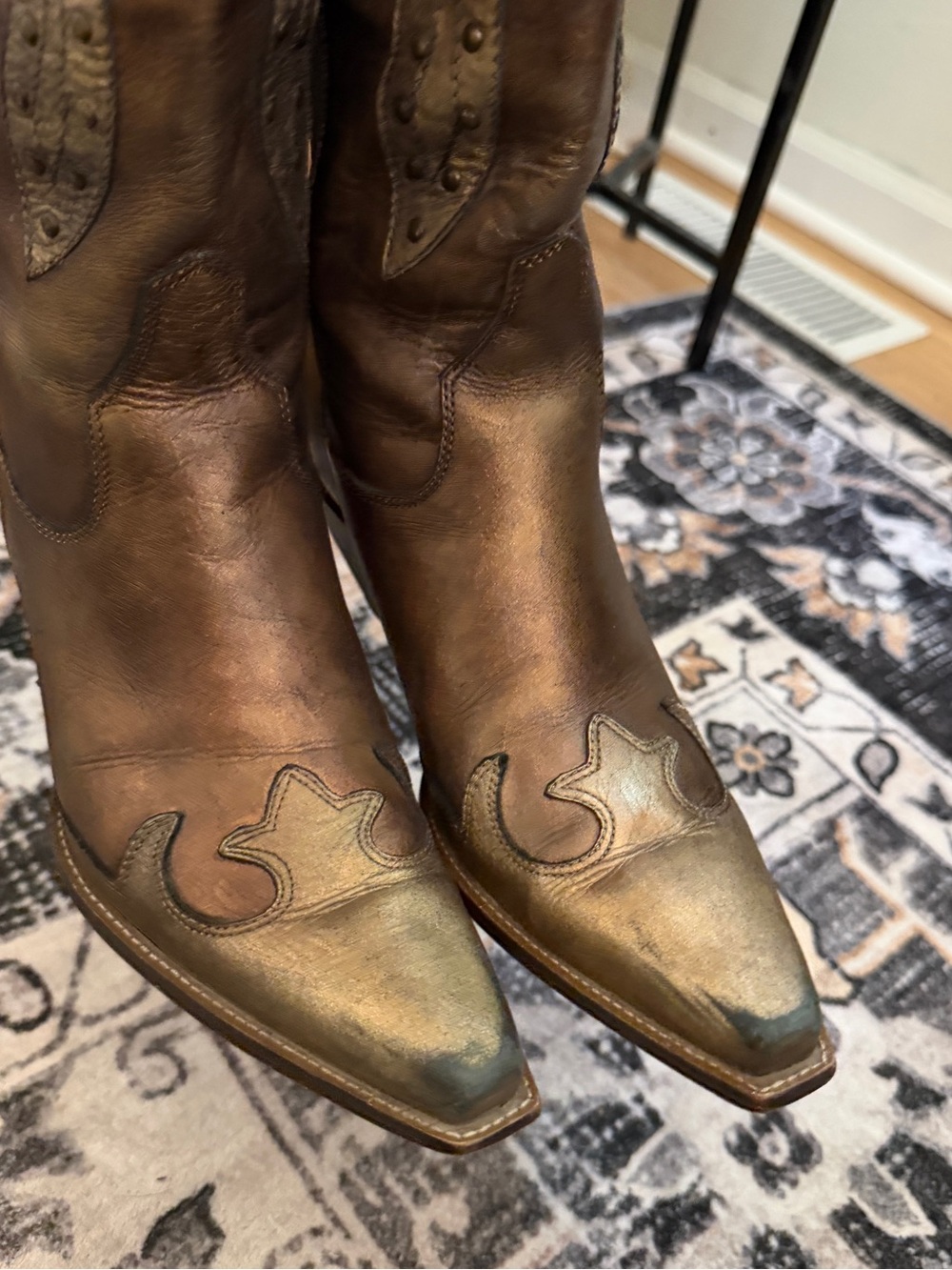 BCBGirls Y2K Western Cowboy Boots Women’s 7.5 Metallic Bronze Gold Studded - Picture 6 of 13